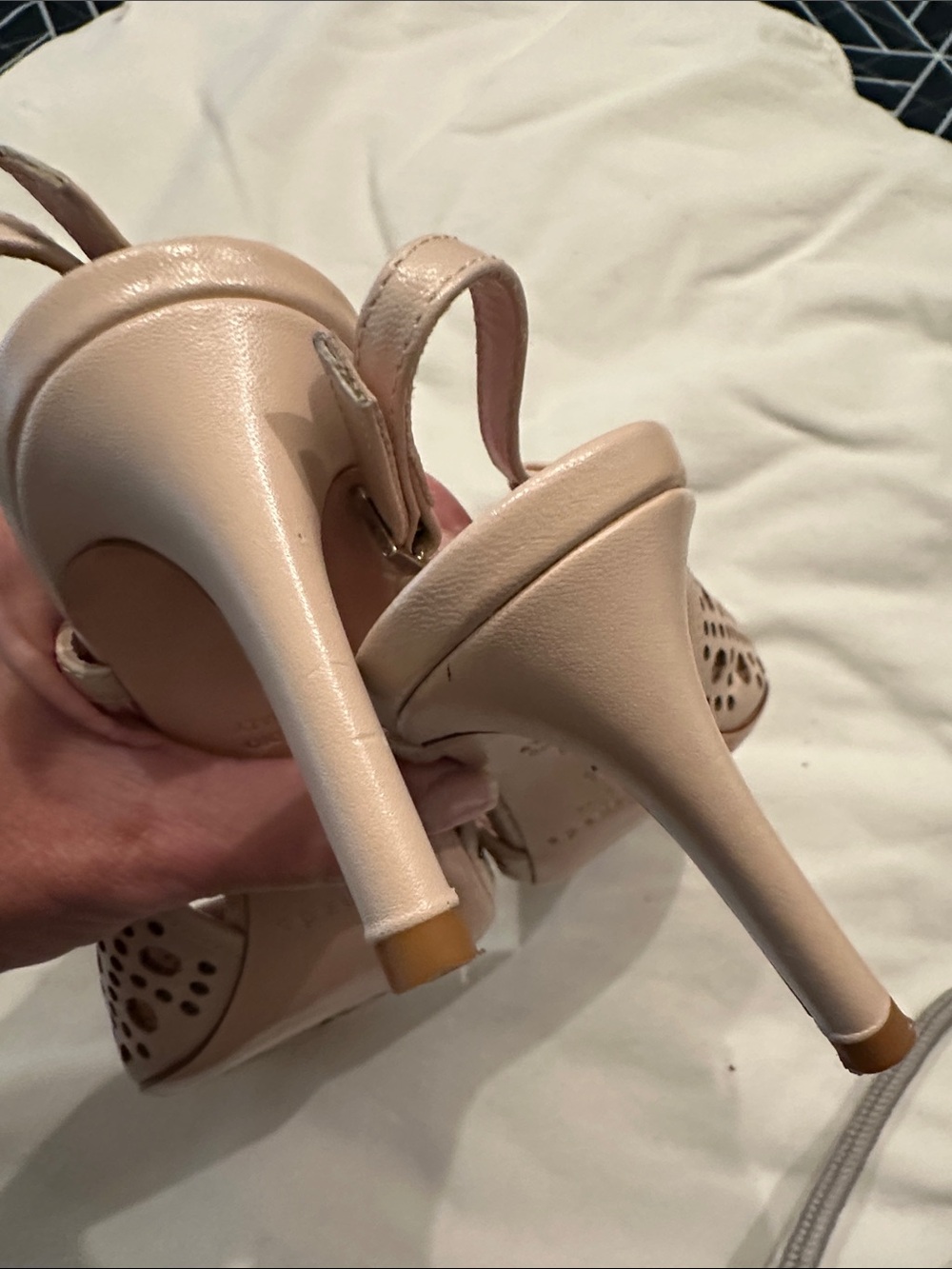 kate spade Blush Nude Pointed Slingback Heels - Picture 2 of 11